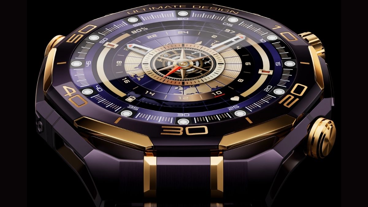 Cận cảnh mặt đồng hồ Huawei Watch Ultimate Design với các chi tiết vàng