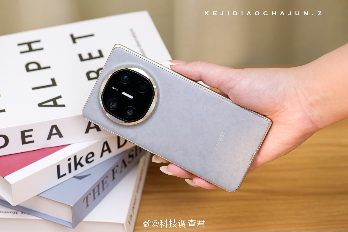 Đánh giá Huawei Mate X6