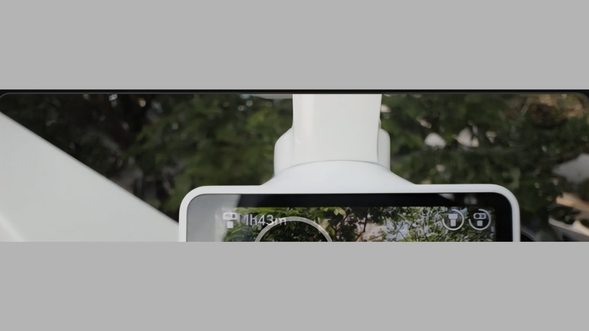 Hình ảnh thực tế cho thấy phần khớp nối giữa mô-đun máy ảnh và báng cầm chống rung