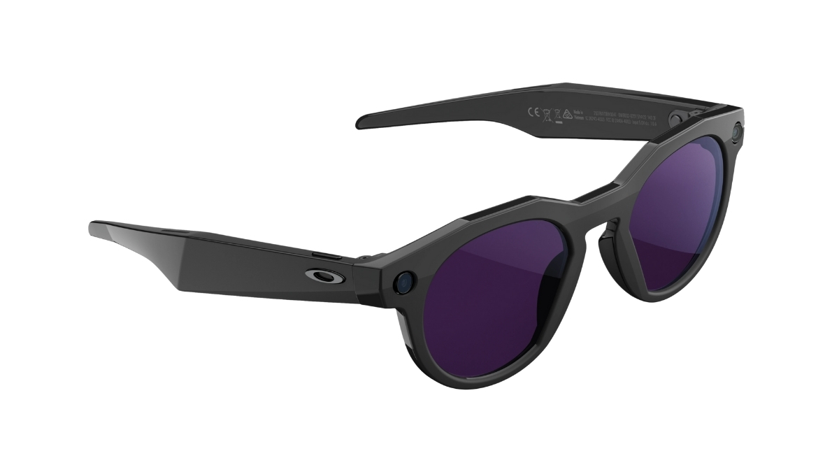 Mẫu đầu tiên trong dòng sản phẩm mới mang tên Oakley Meta HSTN