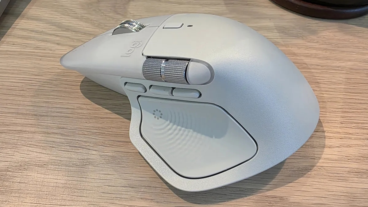Logitech MX Master 4 ra mắt: Nâng cấp rung haptic và vòng menu Action Ring, giá 3.17 triệu