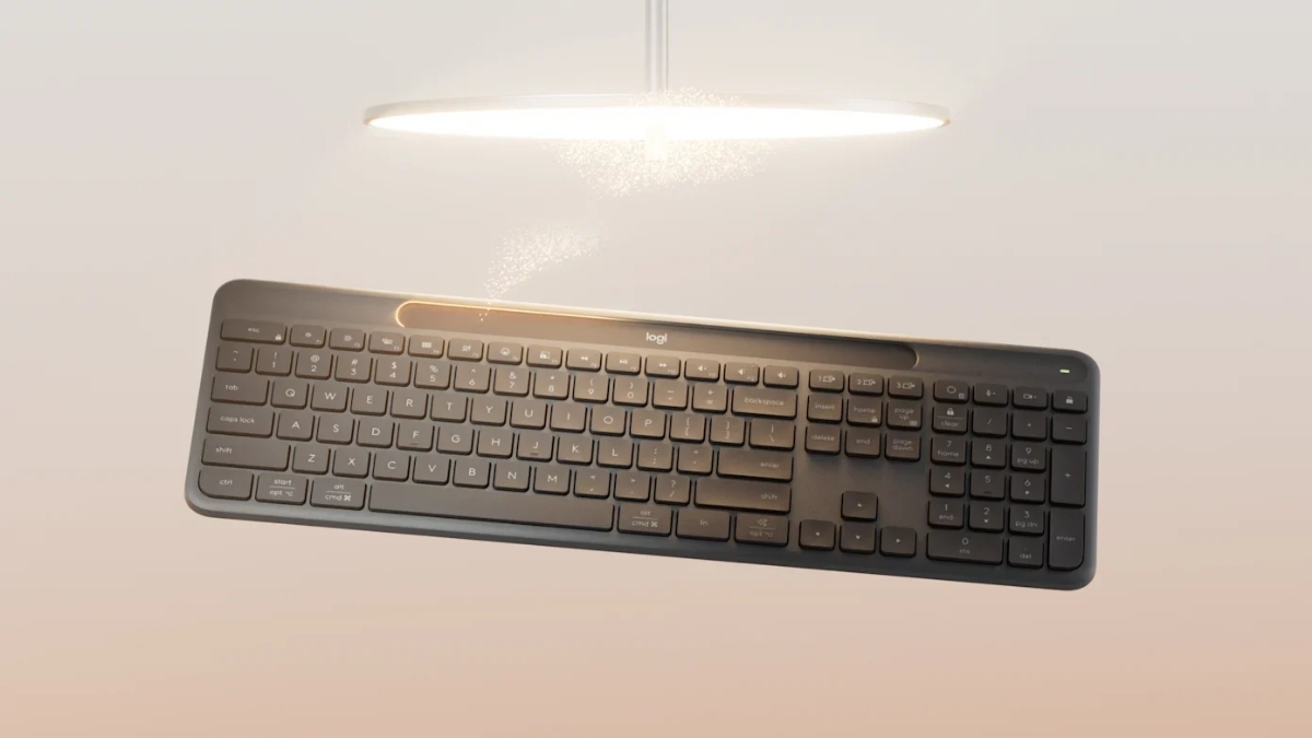 Logitech Signature Slim Solar+ K980 ra mắt, bàn phím có thể sạc bằng bất kỳ nguồn sáng nào