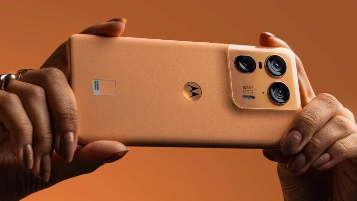 Motorola Edge 70 Ultra lộ diện: Chip Snap 8 Gen 5 mới, màn 1.5K, camera tiềm vọng