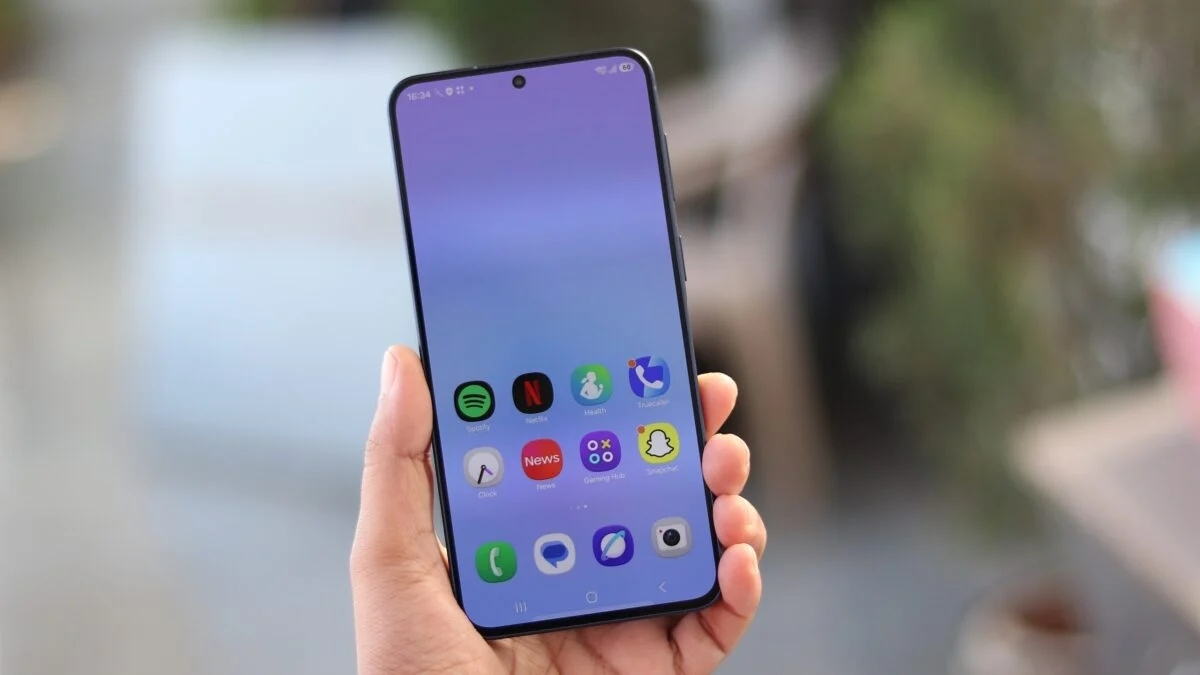 Samsung đang muốn mở rộng One UI 9 sang các dòng máy tầm trung, giá rẻ