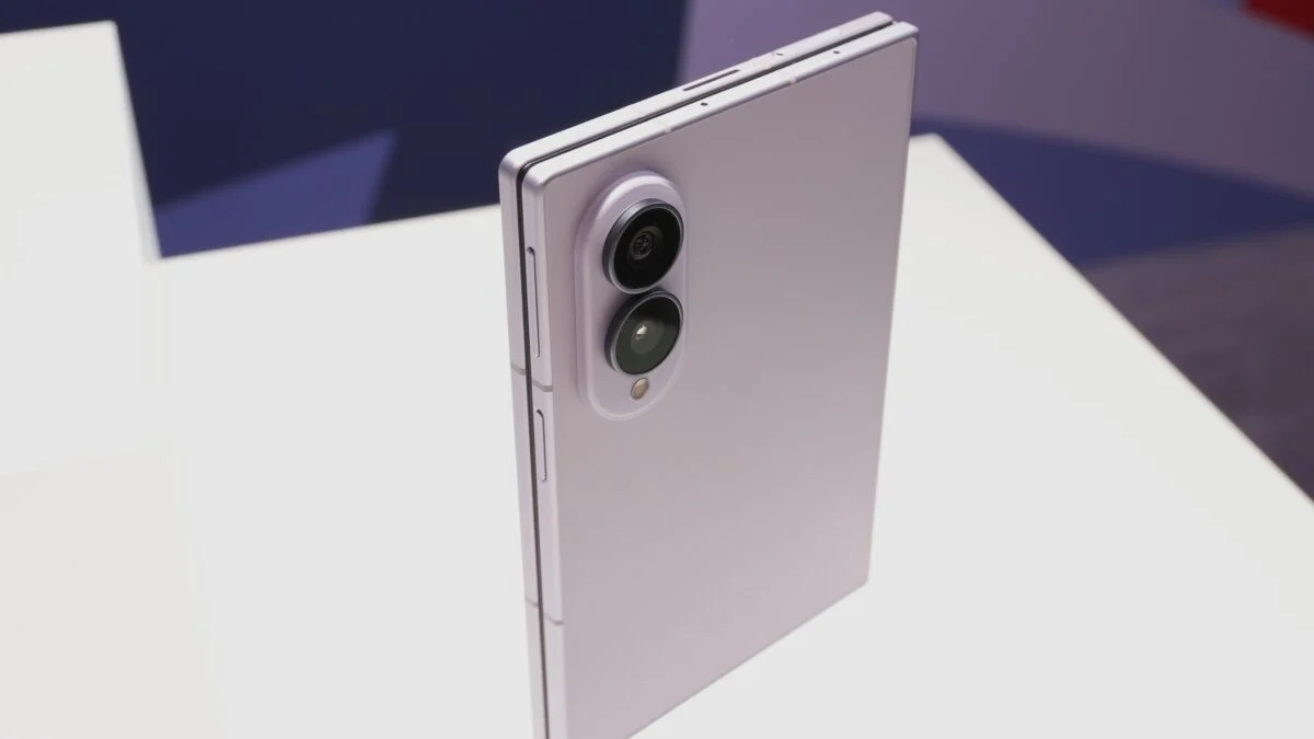 Samsung Galaxy Z Fold8 là chiếc điện thoại Z Fold nhẹ nhất của Samsung từ trước đến nay!