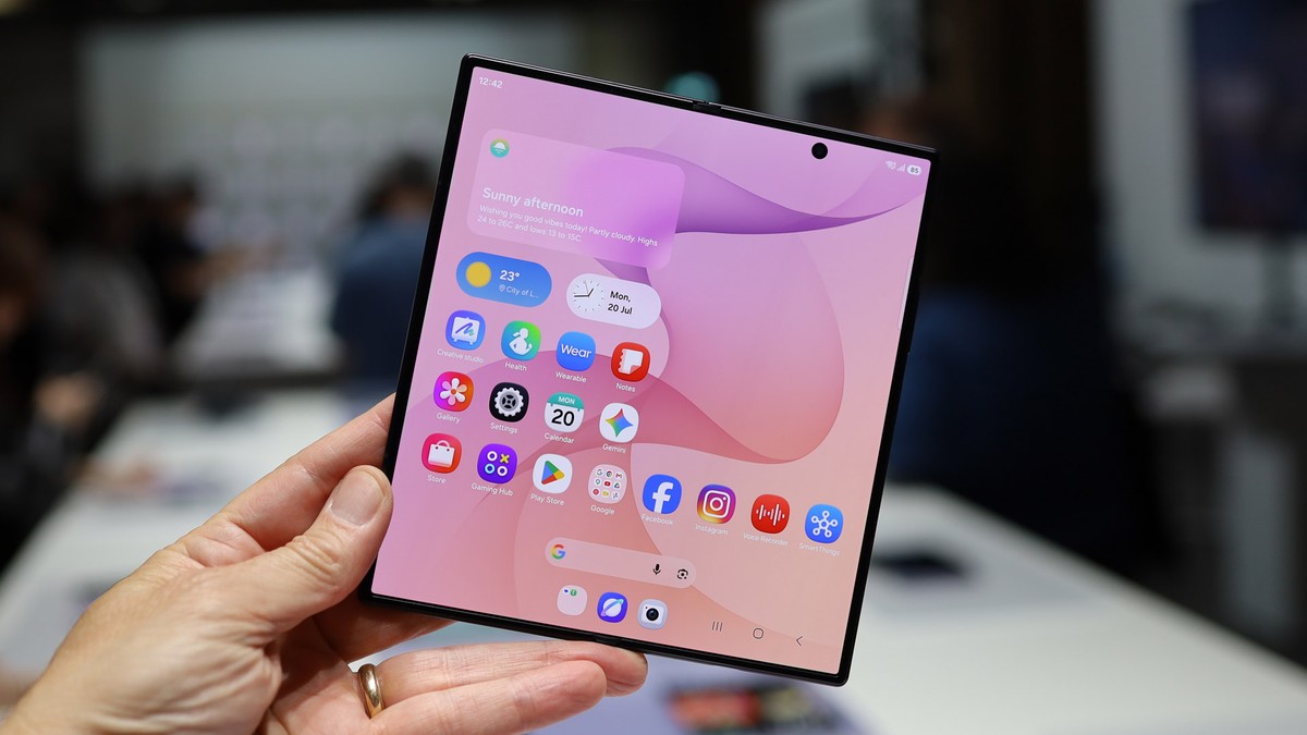 Samsung hé lộ bí mật về công nghệ pin silicon-carbon trên Galaxy Z Fold8