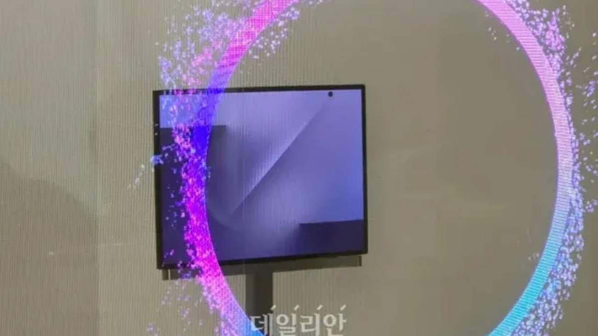 Samsung "nhát tay" với Galaxy Z TriFold: Chỉ sản xuất 30,000 máy để thăm dò thị trường?