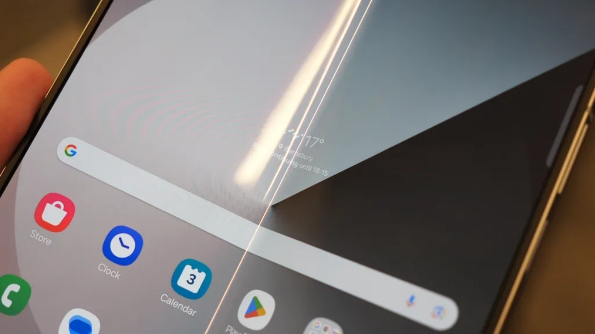 Chấm dứt nếp gấp khó chịu: Samsung đang thử nghiệm công nghệ kính mới cho Z Fold8 và Z Fold9?