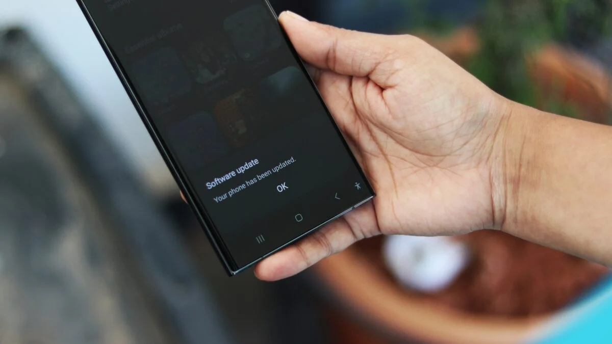 Samsung đã mang One UI 8.5 lên dòng sản phẩm tiền nhiệm Galaxy S23 series sau gần một tháng thử nghiệm