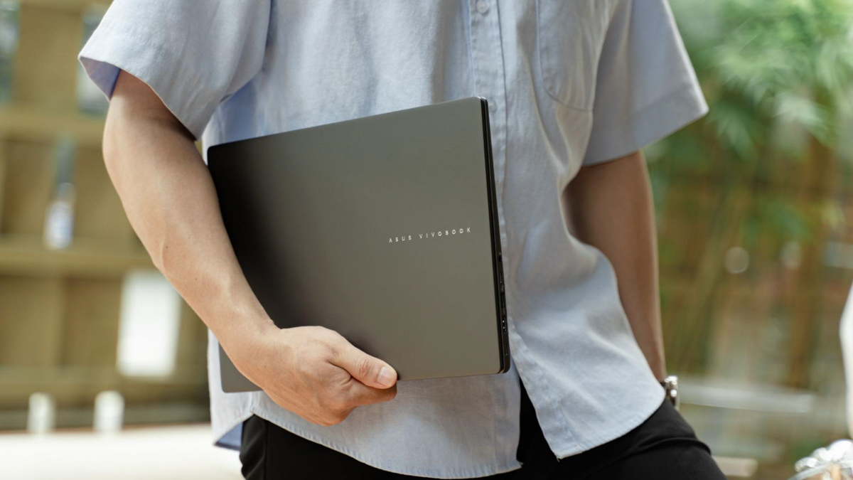 Laptop hãng nào có chính sách hậu mãi tốt? Những câu hỏi phổ biến về bảo hành laptop