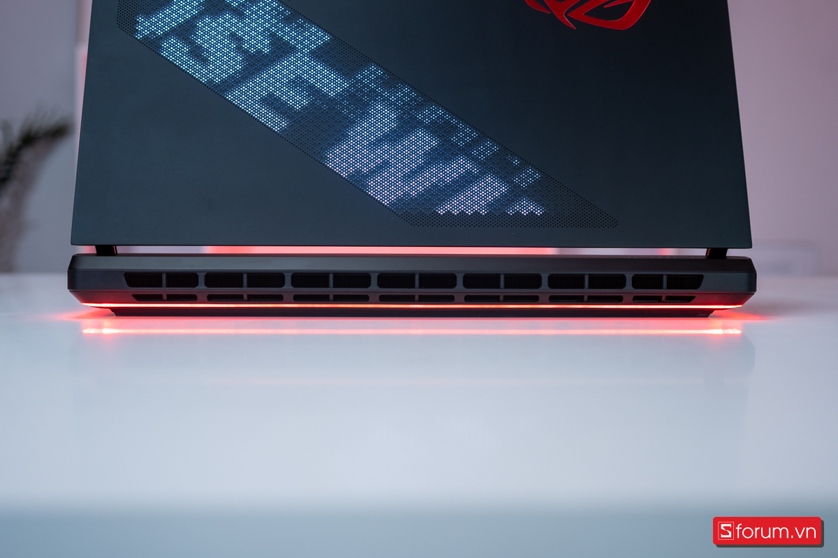 Hệ thống tản nhiệt của ROG Strix SCAR 18 2025