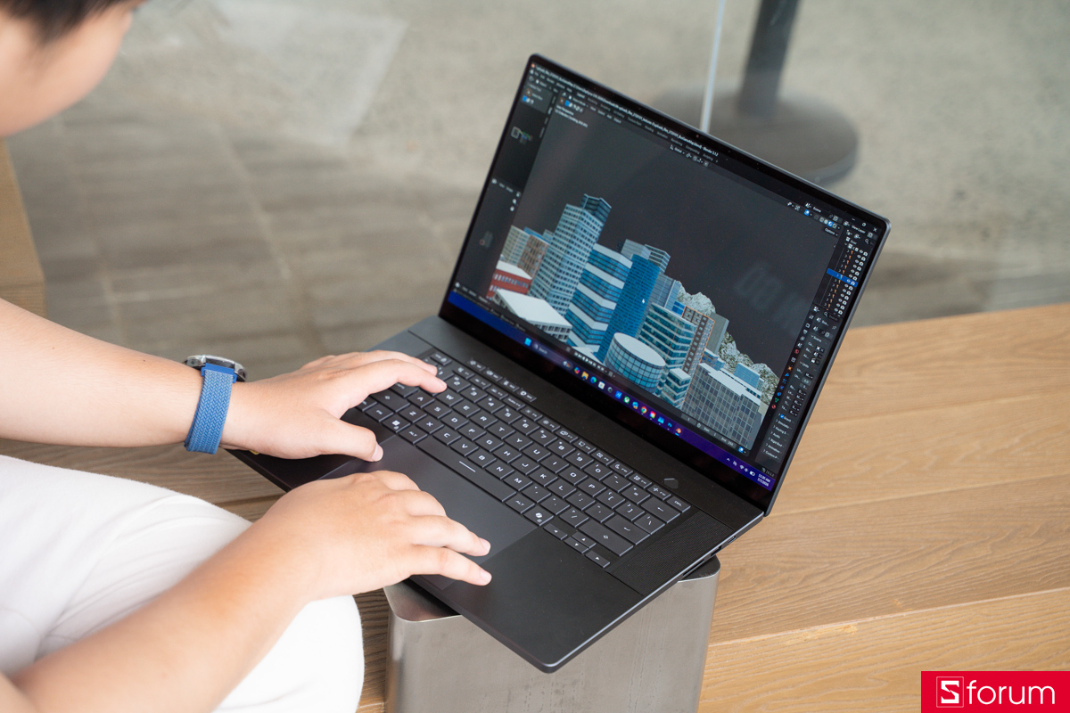 Màn hình của ROG Zephyrus G16 2026