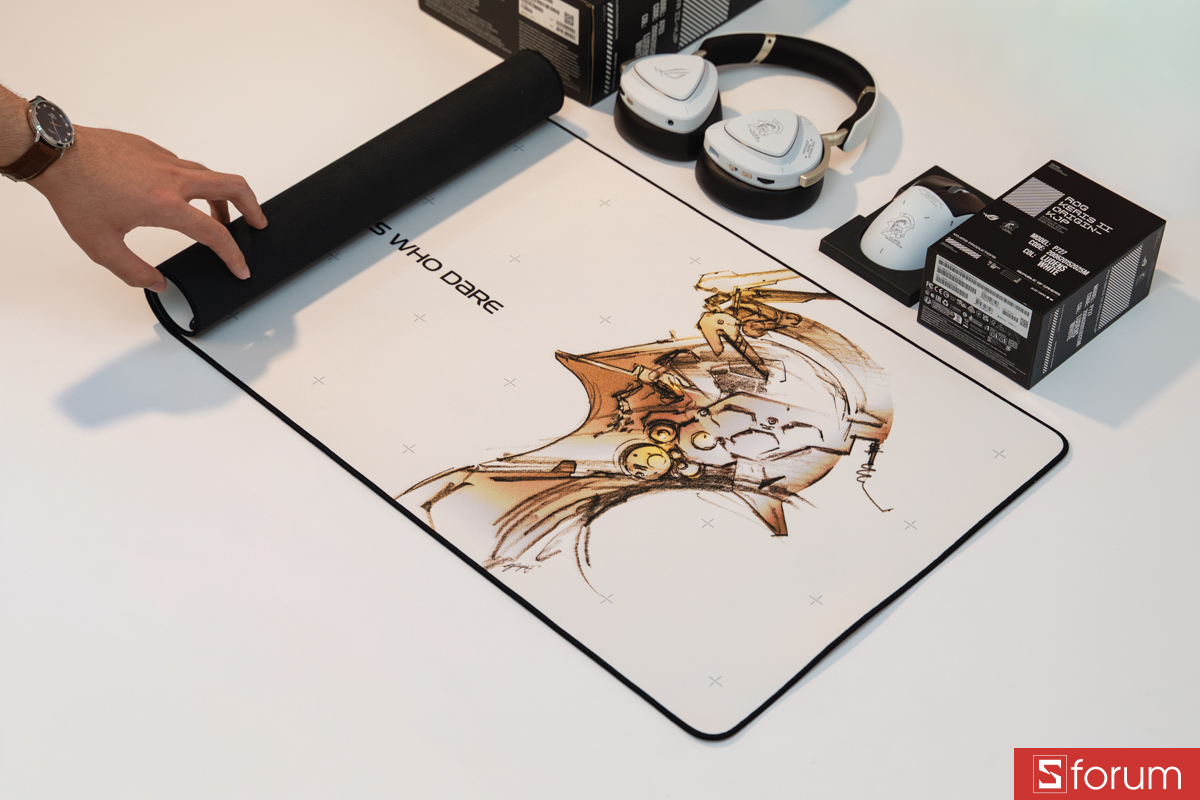 Mở hộp ASUS ROG Scabbard II XXL-KJP