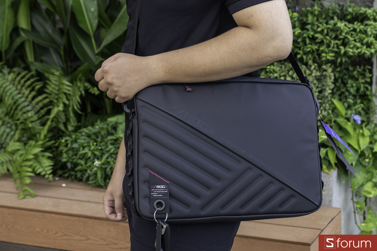 Cảm giác đeo ASUS ROG Slash Sleeve 4.0 khá thoải mái
