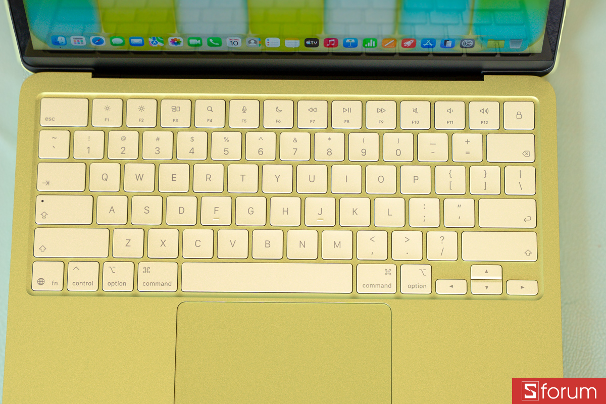 Thiết kế MacBook Neo