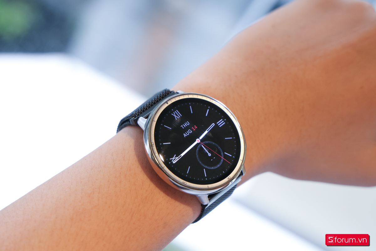 Đánh giá Amazfit Active 2 sau 1 tháng có thiết kế cổ điển