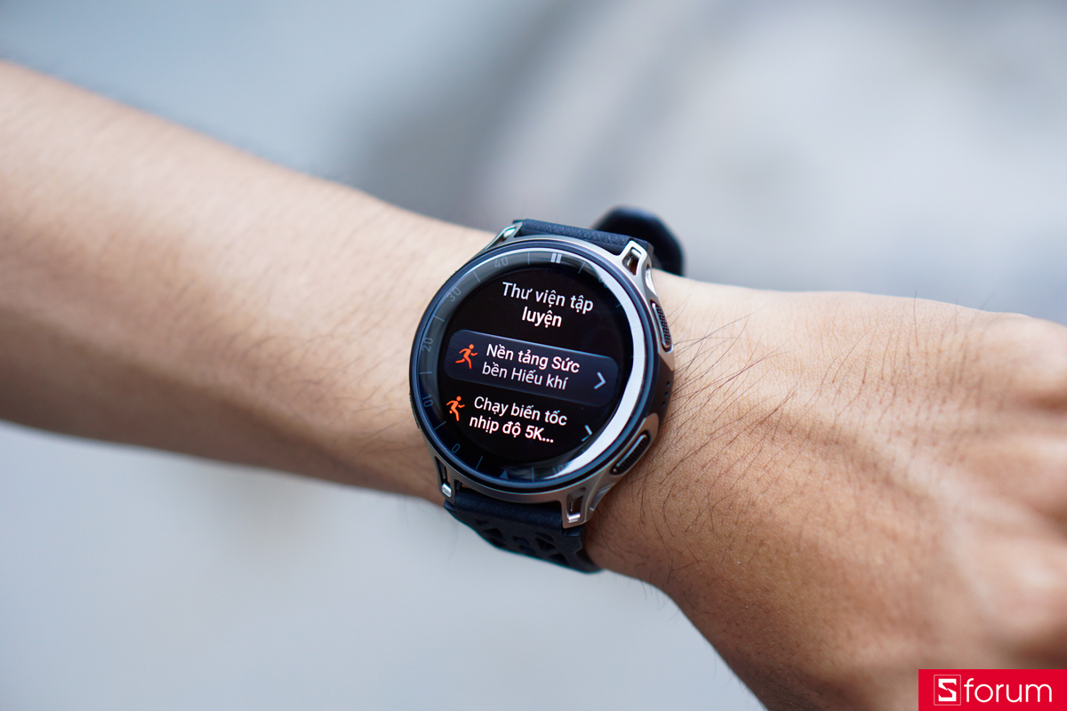 Amazfit Cheetah 2 Pro còn cung cấp hàng loạt các bài tập luyện chuyên cho chạy bộ