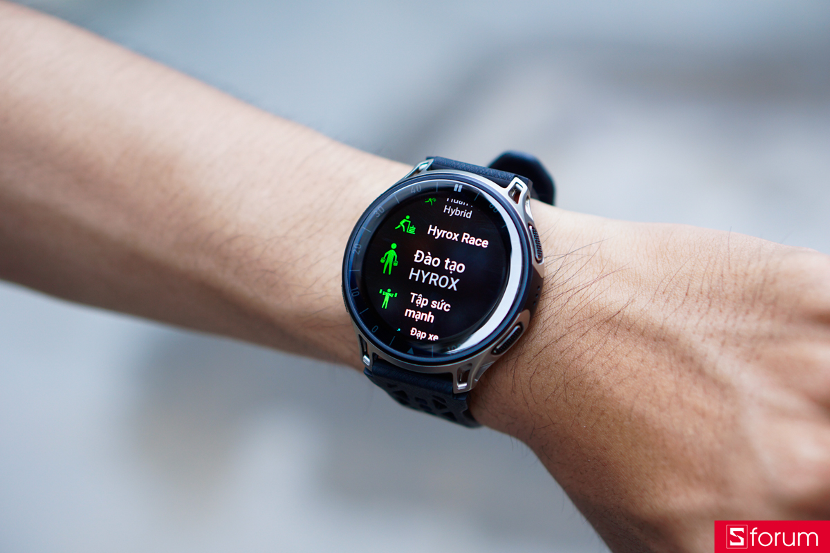 Amazfit Cheetah 2 Pro cũng được tập trung lớn vào khả năng phát triển bộ môn thể thao sức mạnh phối hợp HYROX 
