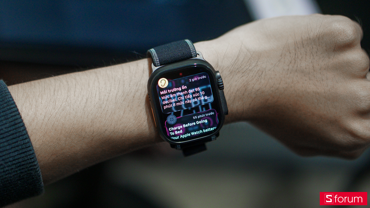 Apple Watch Ultra 3 có giao diện, menu thông báo được sắp xếp gọn gàng, icon ứng dụng vẫn được hiển thị đầy đủ