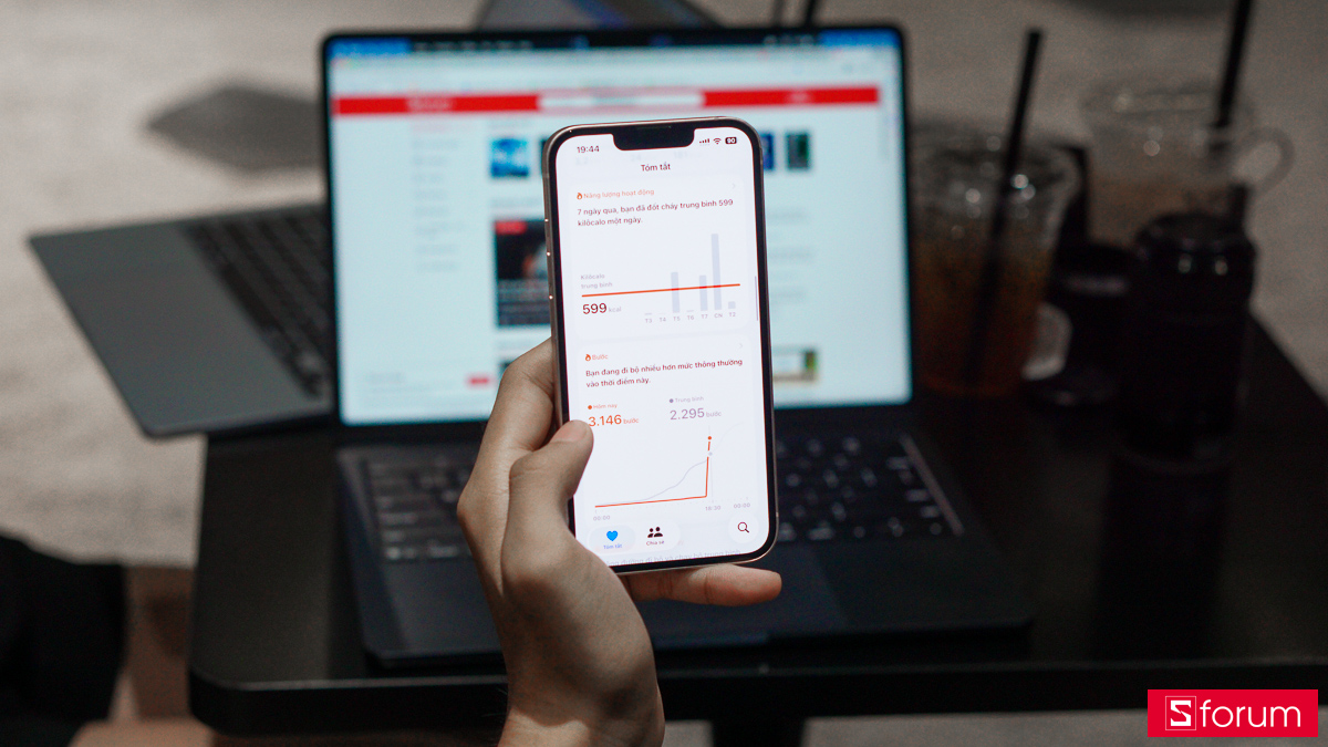  Apple Watch Ultra 3 còn cung cấp cho người dùng thêm nhiều tính năng cải thiện sức khỏe cũng như tracking các thông số cơ thể từ cơ bản đến chi tiết