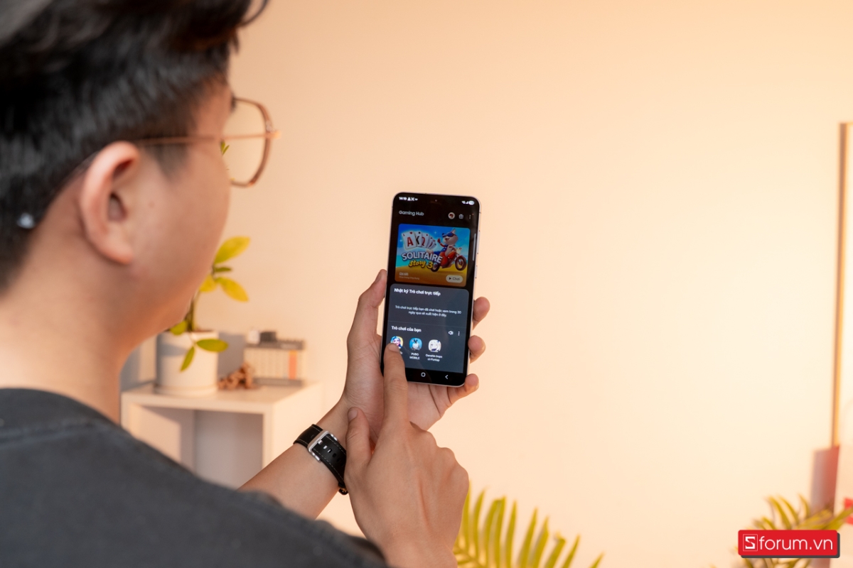 Samsung Galaxy S25 cho khả năng xử lý các tác vụ hàng ngày một cách mượt mà
