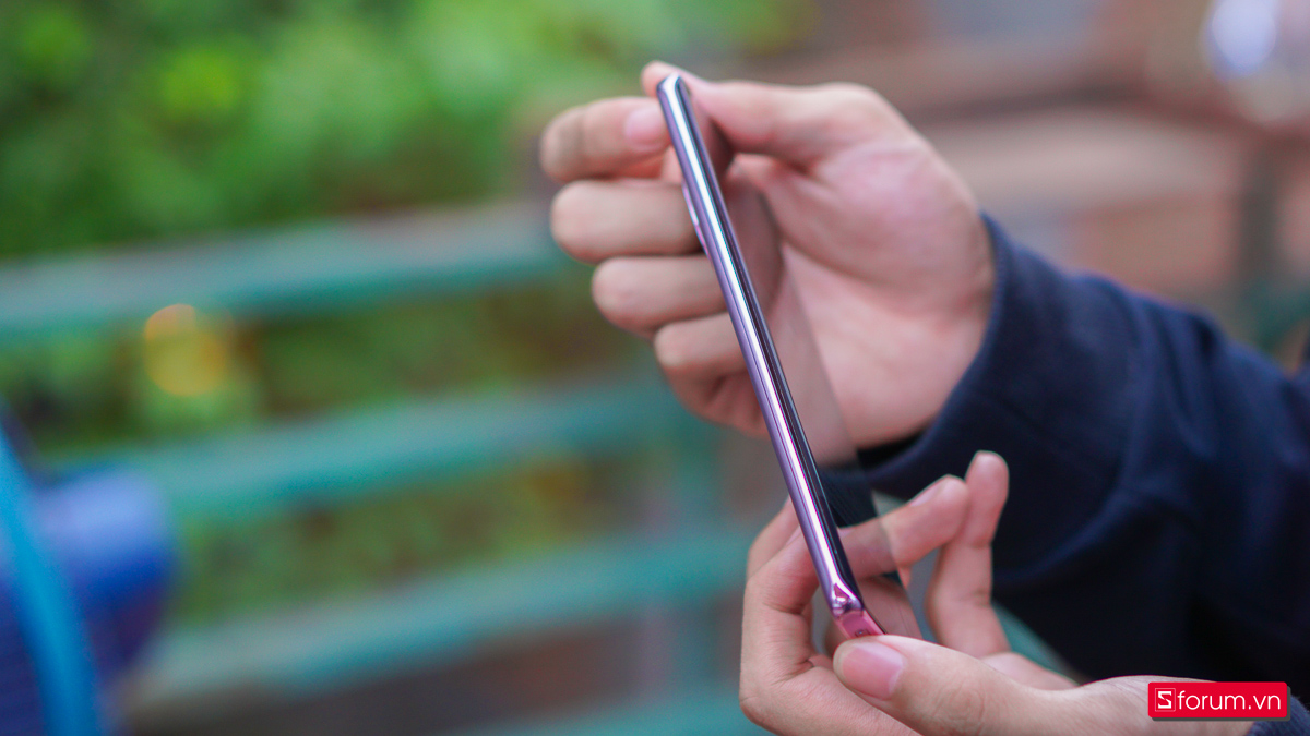 Cạnh viền của HONOR X9c