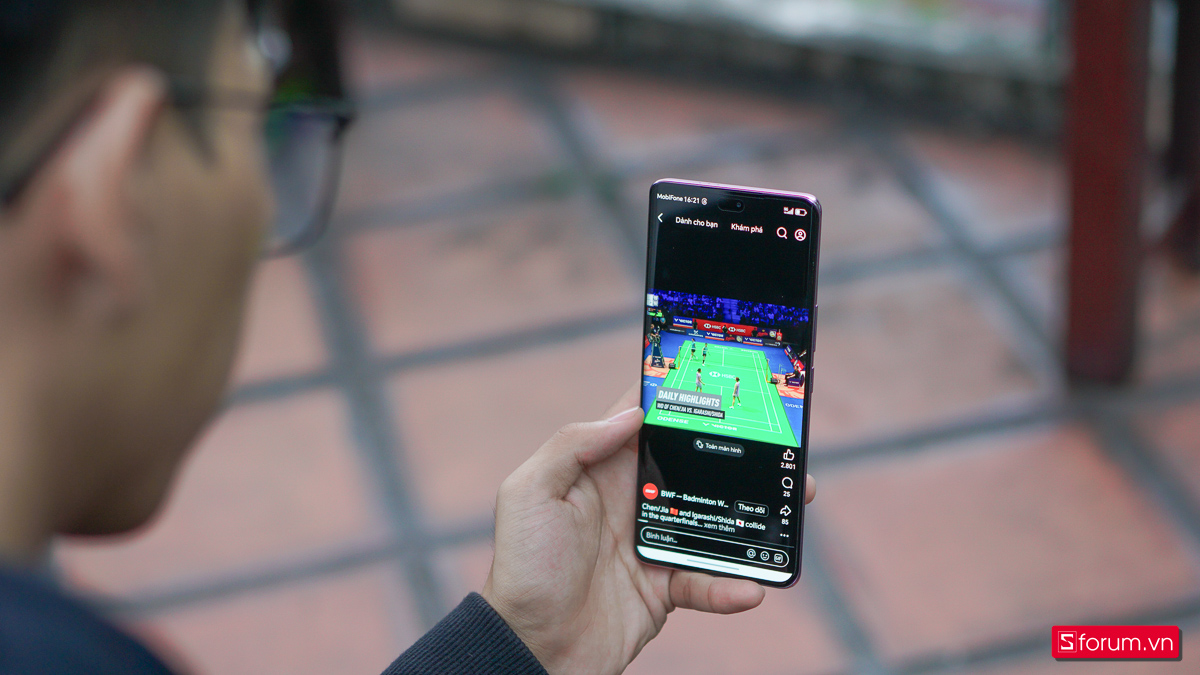 Màn hình của HONOR X9c được trang bị tần số quét lên đến 120Hz cùng độ sáng tối đa lên đến d000nits