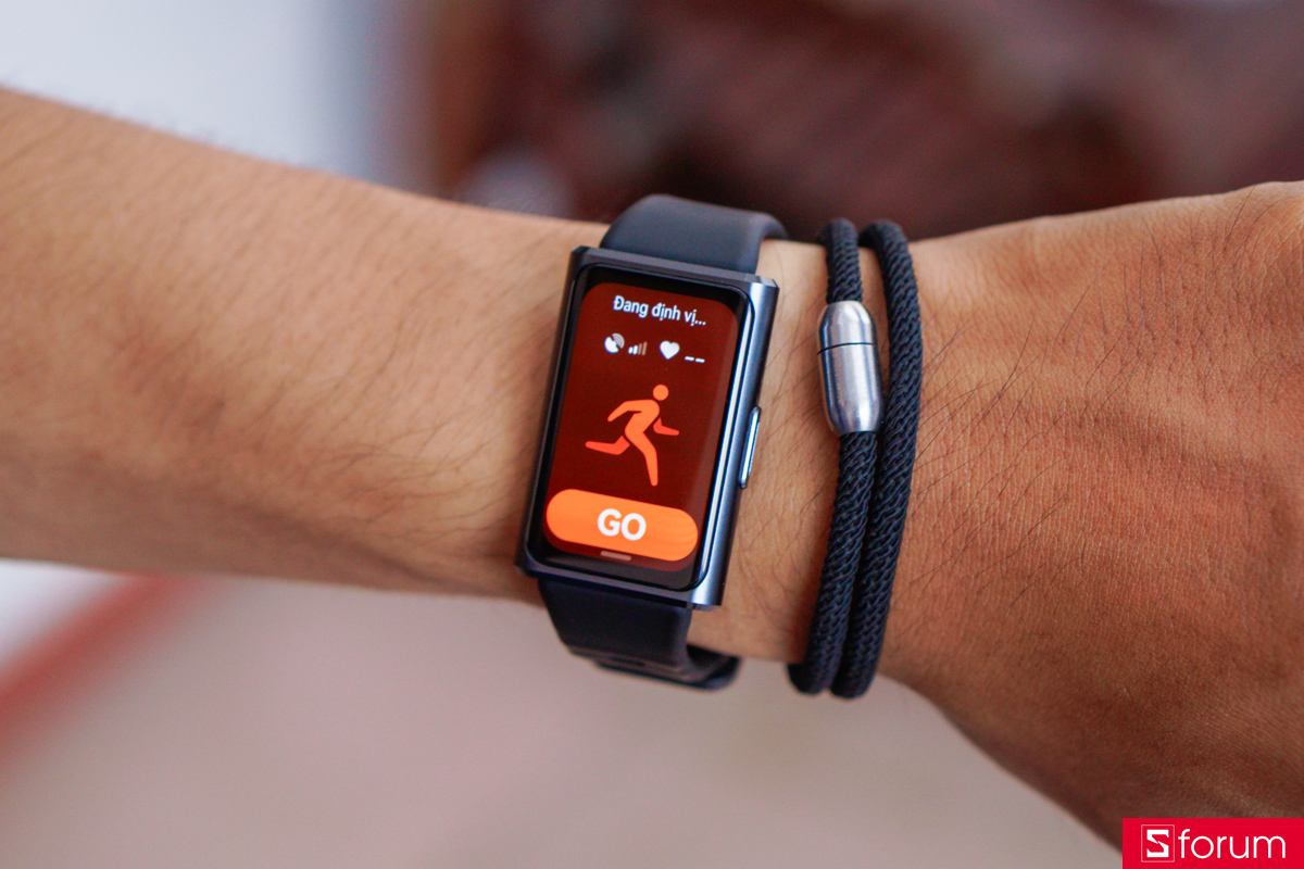 Bắt sóng GPS trước buổi tập với Huawei Band 11 Pro