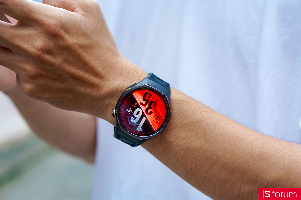 Đánh giá Huawei Watch GT 7 Pro qua màn hình