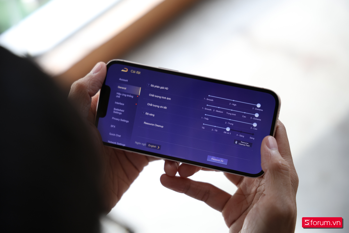 Cấu hình Liên quân Mobile để đánh giá iPhone 13 sau 4 năm