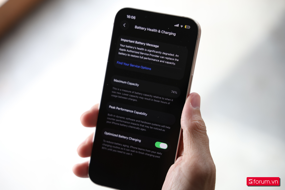 Đánh giá iPhone 13 sau 4 năm có độ bền pin tốt
