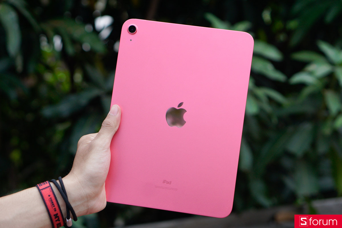 iPad 10.9 inch 2022 mang một thiết kế hiện đại hơn, đồng thời tăng diện tích hiển thị mà không làm máy quá lớn.