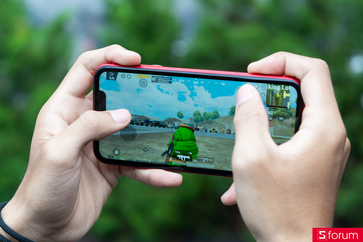 Trải nghiệm PUBG Mobile trên iPhone 11