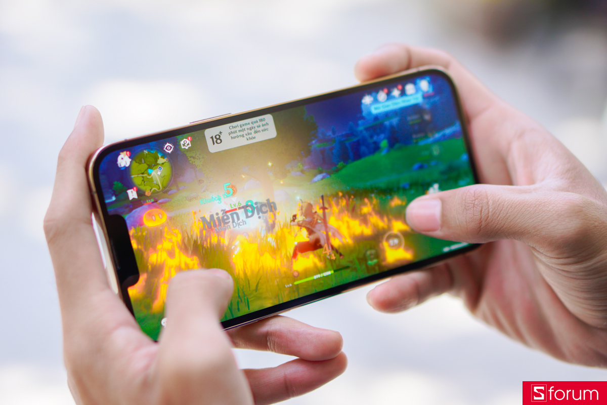 Trải nghiệm Genshin Impact trên iPhone 13 Pro Max