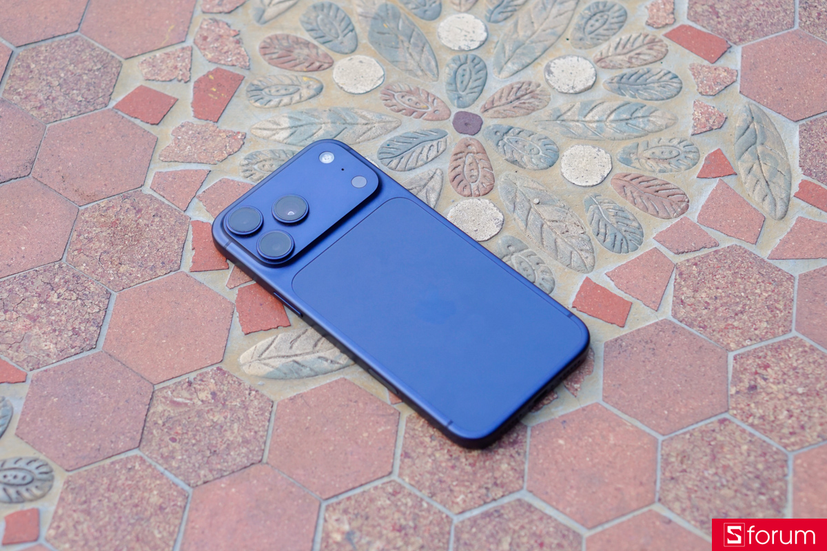Với hiệu năng của Apple A19 Pro cùng với việc được trang bị dung lượng RAM lên đến 12GB, iPhone 17 Pro Max nhìn chung cho mình một trải nghiệm cực kì mượt mà