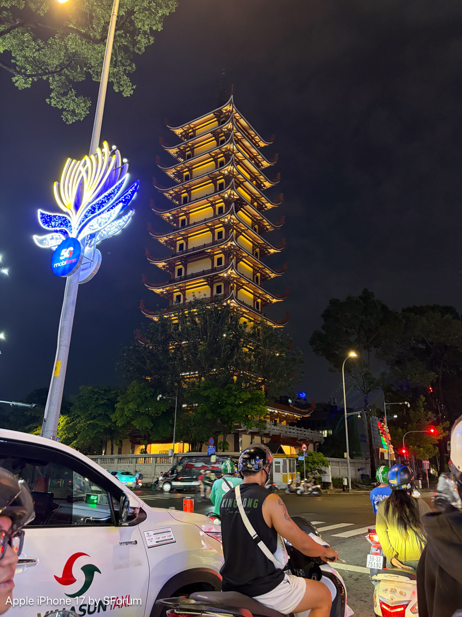 Ảnh chụp từ iPhone 17