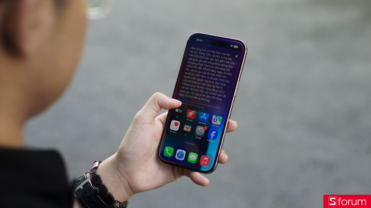 Trải nghiệm Siri tích hợp ChatGPT trên iPhone Air