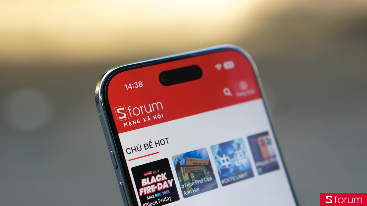 Kèm theo đó với một khung viền mỏng nhẹ, cảm giác sử dụng trên iPhone Air khá thoải mái