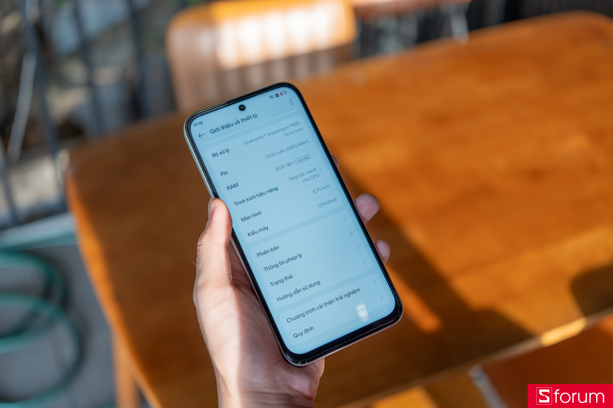 OPPO cũng trang bị cho OPPO A6t Pro 8GB RAM và 128GB bộ nhớ trong