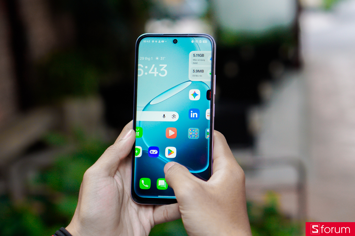 Trải nghiệm sử dụng trên OPPO A6t khá tốt, các icon đẹp, tùy biến cao, cùng với màn hình 120Hz mang đến sự mượt mà khi vuốt chạm