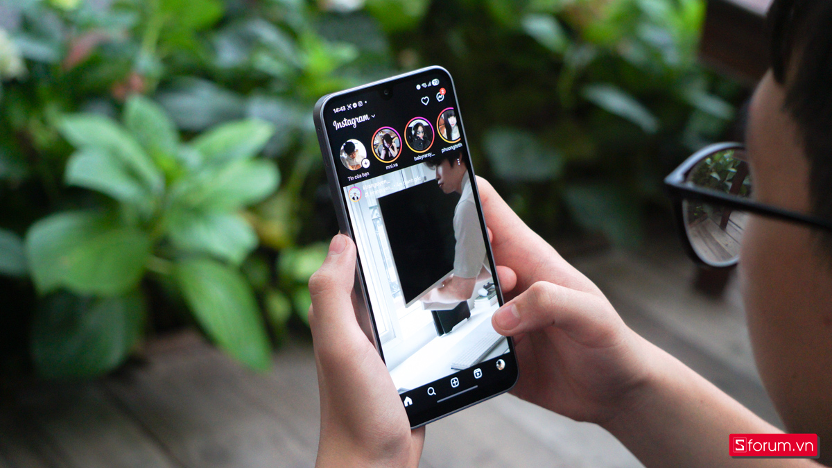 Đánh giá Samsung Galaxy A17 5G có thiết kế phẳng mặt lưng