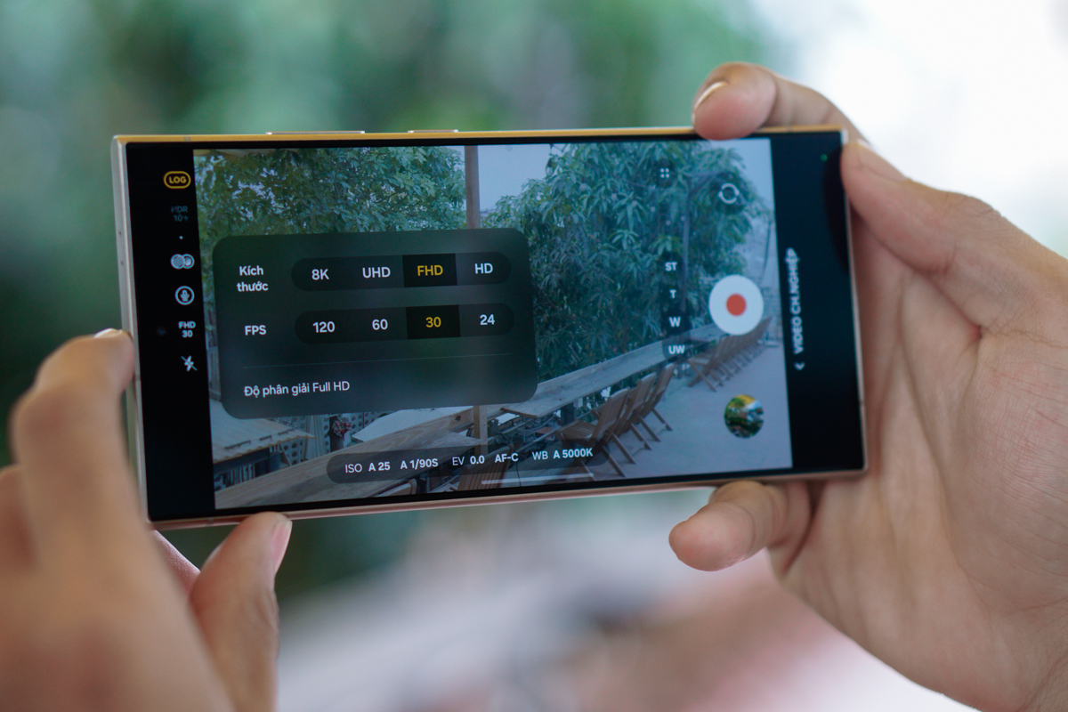 Cả Samsung Galaxy S26 Ultra và Galaxy S24 Ultra đều hỗ trợ camera 200MP mạnh mẽ