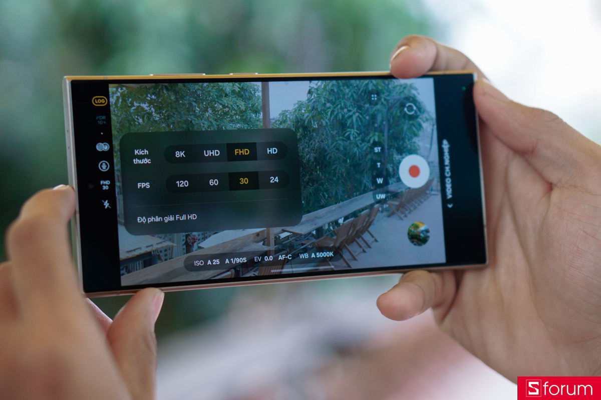 Về khả năng quay Video, Samsung Galaxy S24 Ultra vẫn bắt kịp xu hướng với khả năng quay chuyên nghiệp 8K 120FPS
