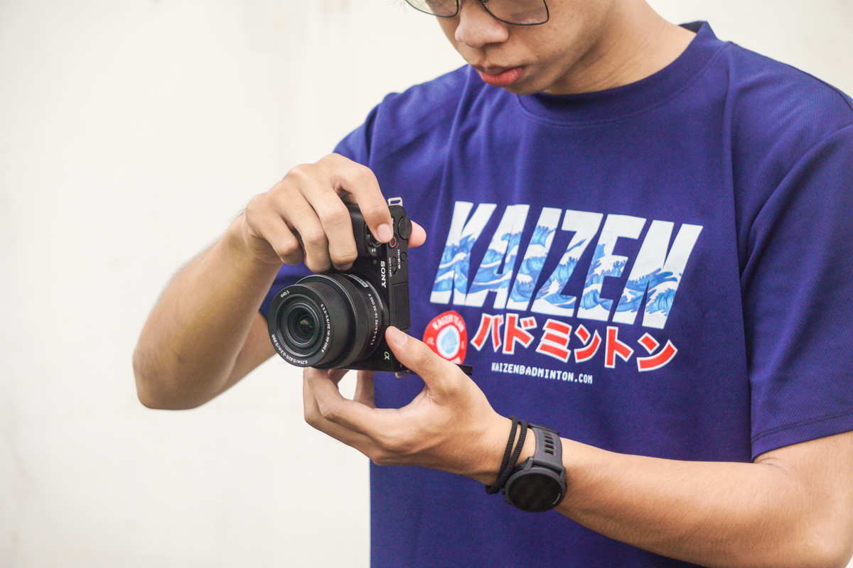 Đánh giá Sony ZV-E10: Vẫn là một sự lựa chọn đáng tiền cho Content Creator dù đã 4 năm tuổi!