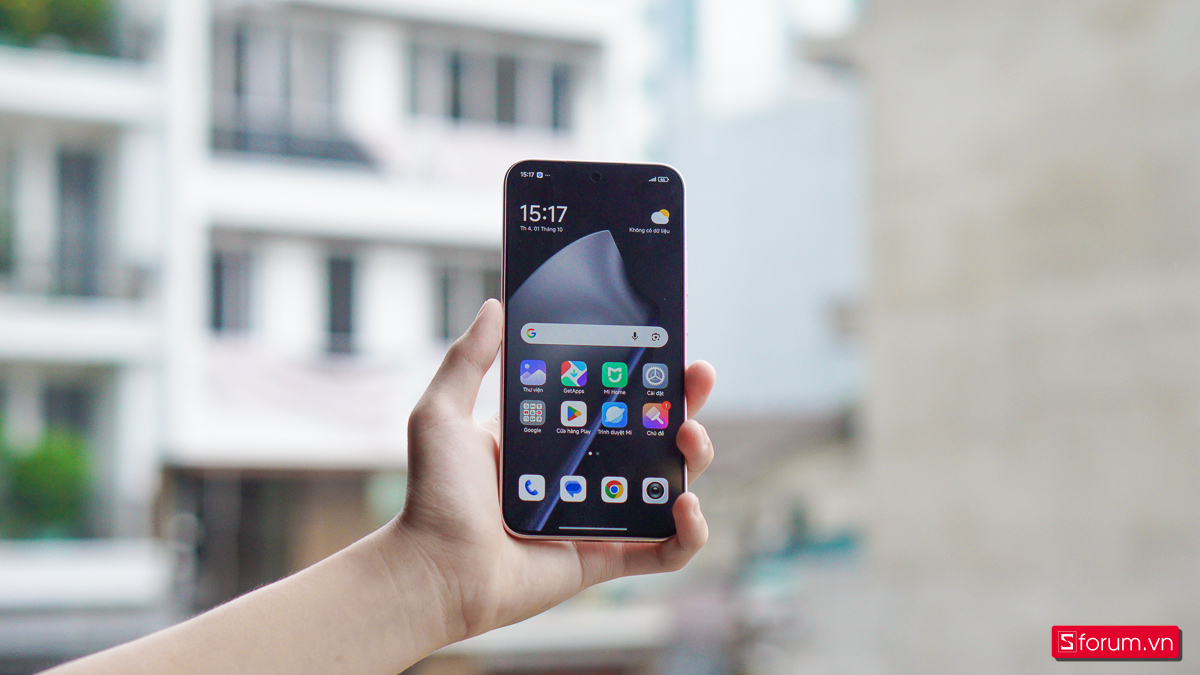 Xiaomi 15T được chạy trên hệ điều hành HyperOS 2.0, với giao diện đẹp mắt, hoạt ảnh mượt mà cùng thao tác vuốt chạm vô cùng tự nhiên