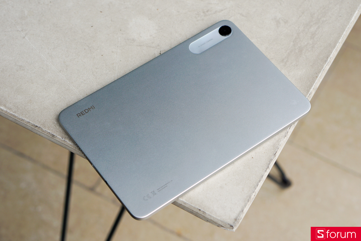 Xiaomi Redmi Pad 2 9.7 cho chất lượng hoàn thiện khá tốt trong phân khúc tablet phổ thông