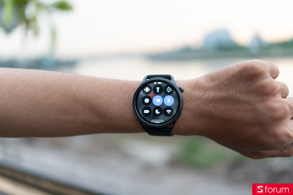 Xiaomi Watch S5 được chạy trên nền HarmonyOS 3.2 mới, cho phép người dùng tùy chỉnh nhiều hơn từ menu, thanh công cụ