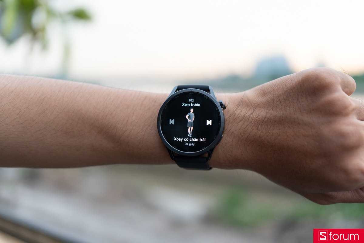 Xiaomi Watch S5 trang bị tính năng hướng dẫn khởi động trước khi bước vào một bài tập nào đó với hình minh họa có sẵn