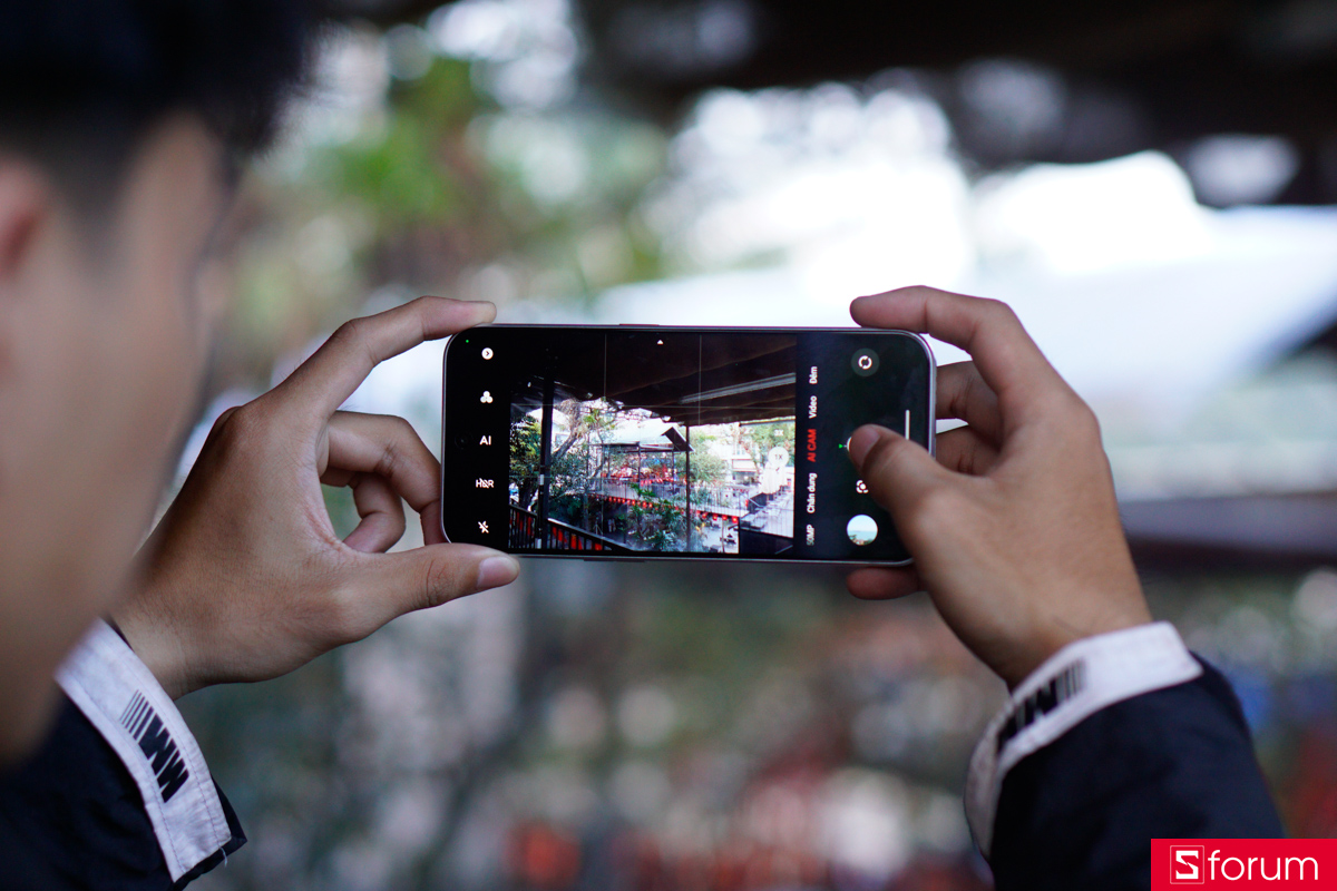 Hệ thống camera sau của ZTE Nubia Neo 5 5G có độ phân giải 50MP cho chất lượng hình ảnh ở mức đủ dùng