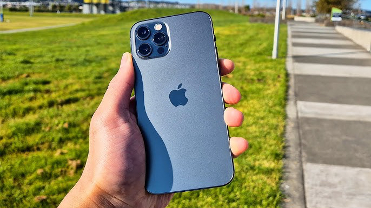 Hiệu năng iPhone 12 Pro Max: Sử dụng vi xử lý nào, chơi game còn tốt không?